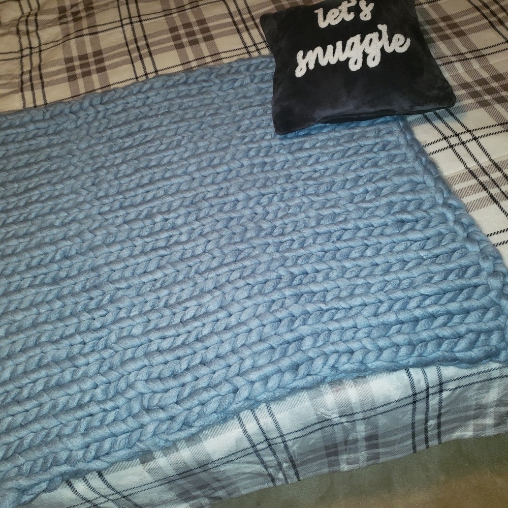 Handmade chucky knit throw blanket